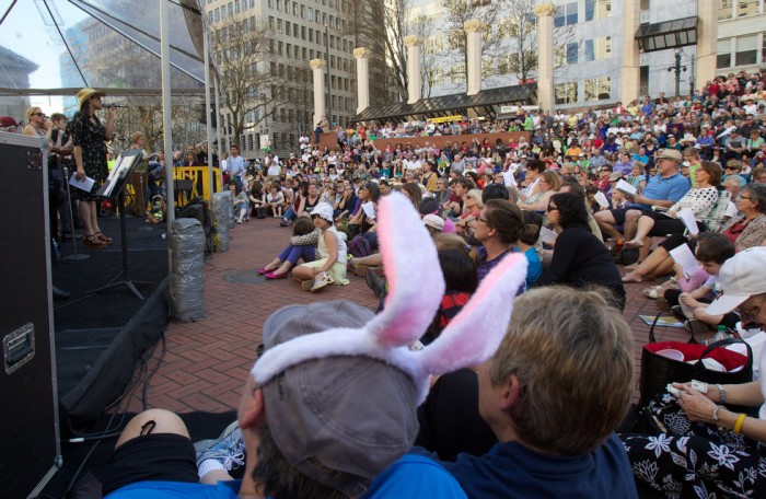2013 Pioneer Courthouse Square Sing-a-long